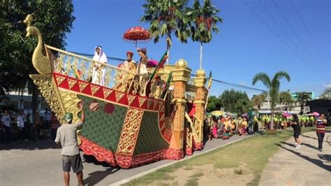 ARMM history and organization .